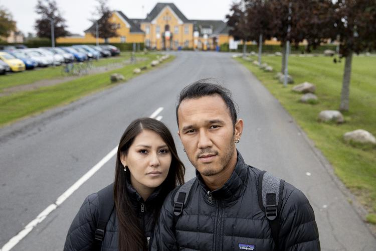 Trods advarsler blev Vahid Vaziri og hans lillebror i 2015 udvist til Afghanistan. Kort efter blev lillebroren angiveligt dræbt, og Vahid Vaziri flygtede igen og søger nu asyl i Danmark for anden gang. Han søger asyl sammen med sin kæreste Mona, der også er fra Afghanistan. Foto: Finn Frandsen/POLFOTO