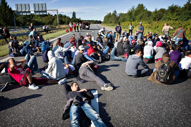     Flygtningestrøm i Danmark.. Motorvej E45. 2015. Foto: Martin Lehmann/POLFOTO