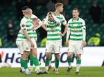 På Celtic Park 27. februar sidste år var hjemmeholdets spillere dybt frustrerede, for mødet med FC København i Europa League sluttede med en lussing på 1-3. Foto: Russell Cheyne/Ritzau Scanpix