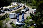 Fra en tidligere bilkø ved Slagelse på Vestmotorvejen. Rastepladsen Antvorskov i forgrunden.    Arkivfoto: Joachim Adrian