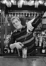 Skuespiller Woody Harrelson brød igennem i komedieserien 'Sams bar' og blev senere en seriøs skuespiller, der har modtaget en lang række priser.  Foto: Mike Tweed/Ritzau Scanpix