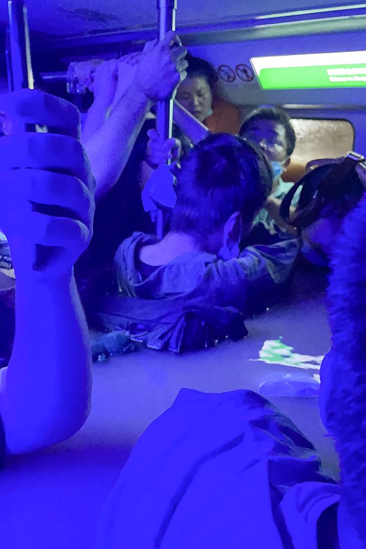 12 personer slap ikke levende ud af den oversvømmede metro. Foto: Handout/Ritzau Scanpix