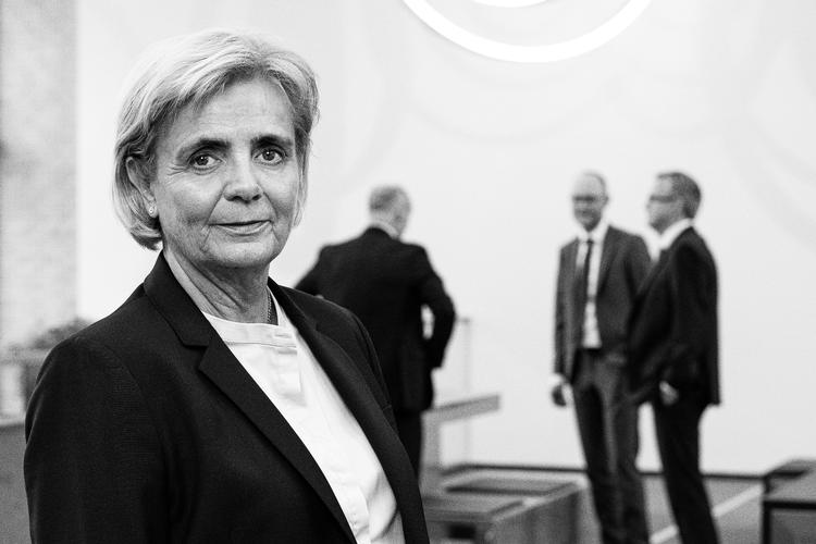 Sydbanks topchef, Karen Frøsig, har sluttet sig til rækken af topfolk i det danske erhvervsliv, som mener, at tvungne kvindekvoter er nødvendige for kønsligestilling. Foto: Jes Jessen/Sydbank