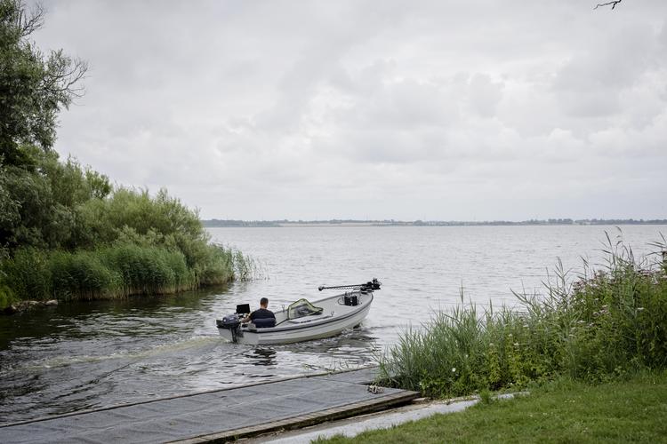 Selskaber som Novo Nordisk bruger vand fra Tissø til sine fabrikker, men det smadrer dyrelivet, siger sportsfiskerne.  Foto: Valdemar Ren