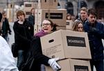 Boligsøgende fotograferet for ti år siden, da de ved en happening flyttede ind på  Københavns Rådhus. Foto: Jens Dresling/POLFOTO