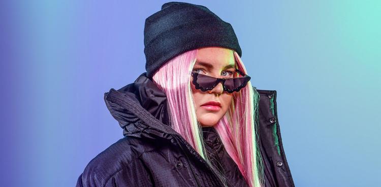 Tones and I har opnået to milliarder streaminger for hittet 'Dance Monkey' og er klar med flere ørehængere på sit debutalbum.  Foto: Giulia McGauran