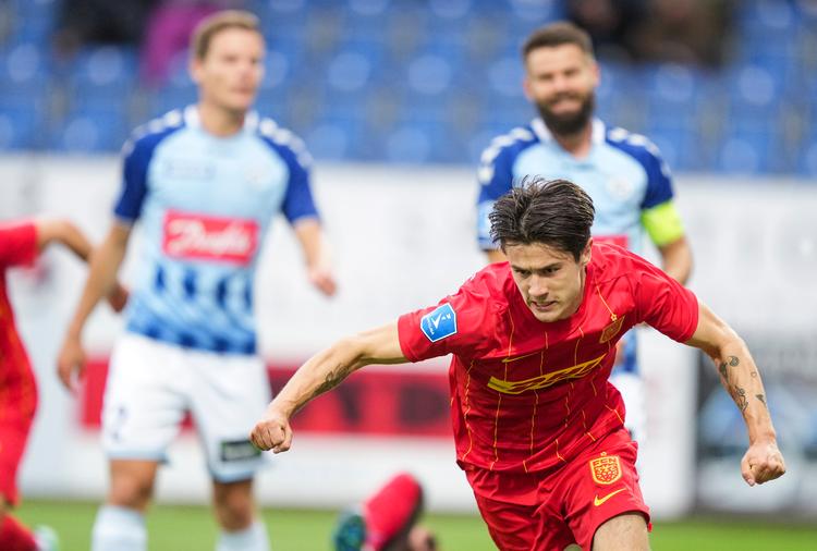 FC Nordsjællands 19-årige Oliver Villadsen har scoret i Haderslev mod SønderjyskE i mandag aftens superligakamp. Foto: Claus Fisker/Ritzau Scanpix