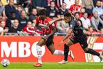 PSV's bedste spiller tirsdag aften, Noni Madueke, satte en fart, som FC Midtjylland-spilerne ikke kunne matche. Foto: via www.imago-images.de/Ritzau Scanpix