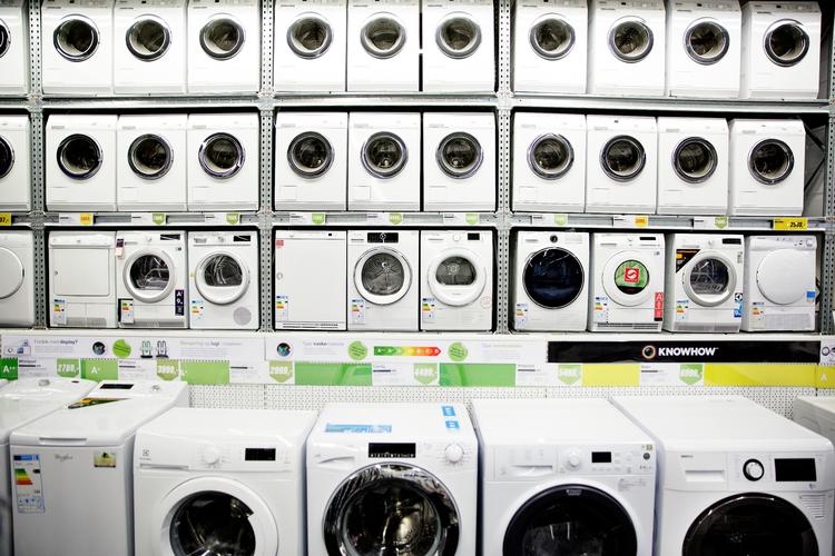 Nu kan du med et nyt værktøj kaldet 'Hele prisen' finde oplysninger om f.eks. en vaskemaskines totale omkostninger i hele dens levetid. Arkivfoto Lasse Kofod