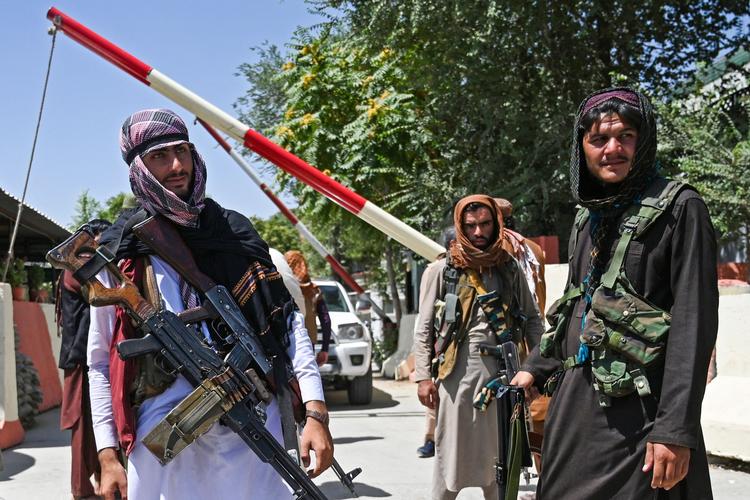 Taleban - nu tilbage i Kabul. Har de en politisk plan? Vil de tage ansvaret? Stoppe deres egen narkoproduktion? Smide internationale jihadister ud? Stimulere markeder og produktion?
 Foto Wakil Kohsar