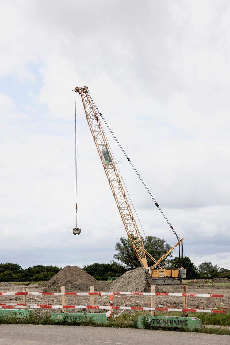 Der arbejdes fortsat på Amager Fælled-byggepladsen trods afgørelser fra Miljøklagenævnet og Planklagenævnet. Nu har nævnene præciseret deres afgørelser.   Foto: Nanna Navntoft