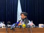 Talebans talsmand, Zabihullah Mujahid, på dagens pressemøde i Kabul.  Foto: Rahmat Gul/Ritzau Scanpix