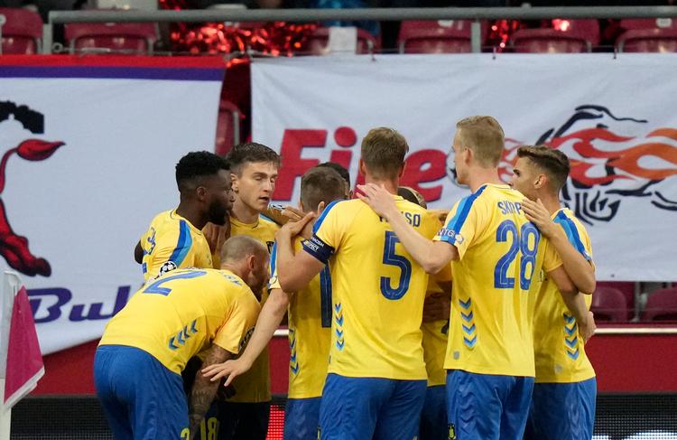 Brøndby jublede tidligt, men så fulgte en kamp, hvor holdet skulle forsvare sig mod de angrebslystne østrigere.  Foto: Matthias Schrader/Ritzau Scanpix