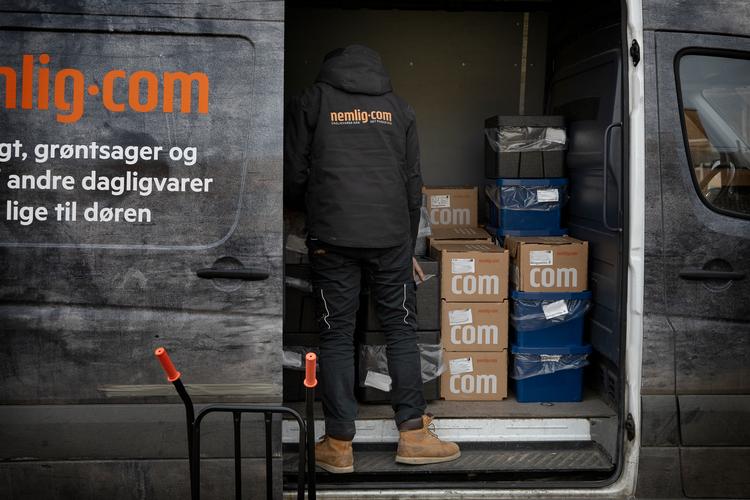 Landets folkerigeste region vedtog tirsdag et forslag, der skal stoppe samarbejdet med onlinesupermarkedet efter afsløringer om »overraskende ringe arbejdsvilkår«. Foto: Finn Frandsen/POLFOTO