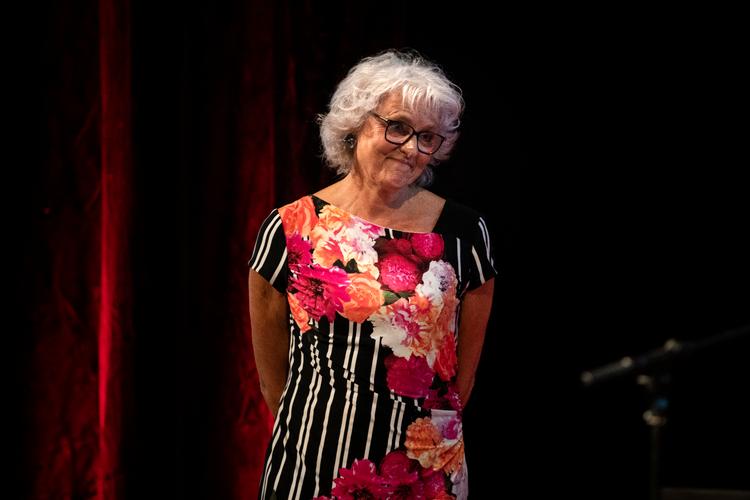 Vinderen af hovedprisen, Susanne Thorhauge, har både en drøm og et mål om at slå bro mellem 2.000 år gamle og  fantastiske tekster og nutidens vidunderlige unge mennesker i gymnasiet.     Foto: Janus Engel/FREELANCE