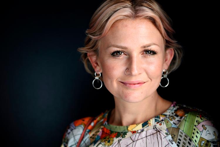 Stine Bramsen har sammen med Nikolaj Rasted og Mads Storm produceret al musik til DR's satsning for de 1-3-årige. Og de har gjort et gedigent stykke arbejde.  Foto: Philip Davali/Philip Davali