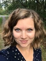 Maja Skovgaard Petersen er forældrerepræsentant i fagpanelet. Hun har tre børn på otte, seks og to år, der går i henholdsvis folkeskole og børnehave, og er formand for forældrebestyrelsen i områdeinstitutionen Buddinge. Privatfoto Privatfoto 