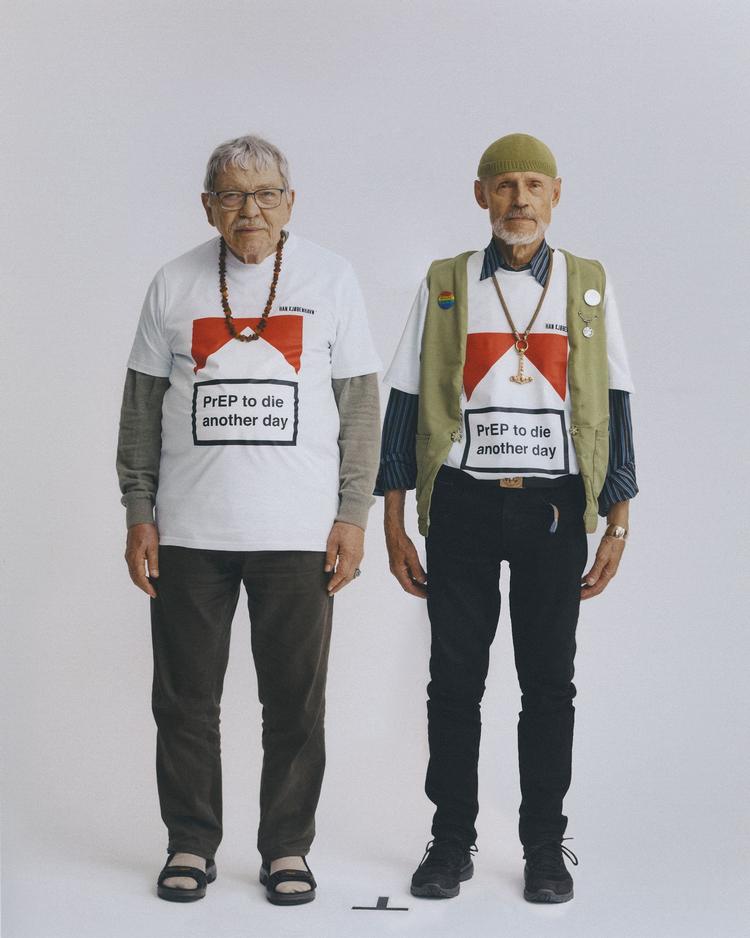 Foto af de T-shirts, der en del af udstillingen 'psychopathia sexualis'. Designet af Filip Samuel for Han Kjøbenhavn. Fotograf: Andreas Bach 