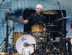 (ARKIV) Charlie Watts of British band The Rolling Stones performs during the opening night of their "50 &amp; Counting" worldwide tour at Staples Center in Los Angeles, California May 3, 2013.. (Foto: MARIO ANZUONI/Ritzau Scanpix) Foto: Mario Anzuoni/Ritzau Scanpix