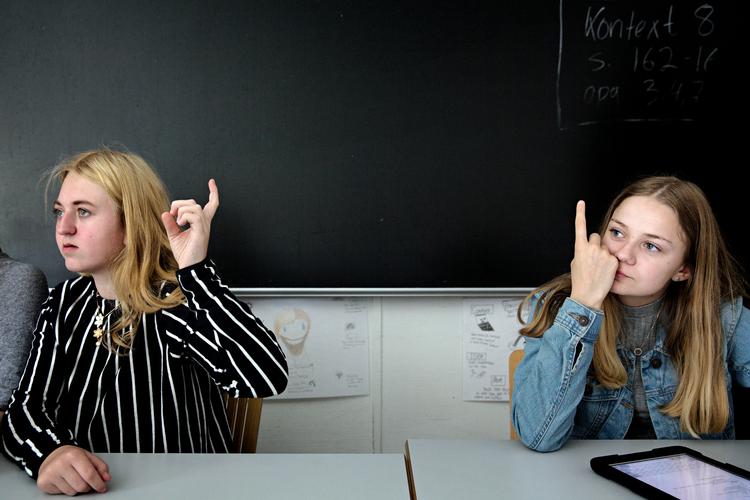 Flittige elever skal belønnes, mener undervisningsministeren, der foreslår årskarakterer for flid. Her ses elever fra Dalmose Skole i Slagelse i en anden sammenhæng. Foto: Martin Lehmann/POLFOTO