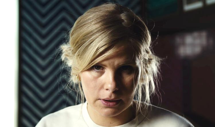 Sofie Linde satte for alvor gang i den anden danske #MeToo-bølge sidste år med sin tale til Zulu Comedy Galla. Men talen gjorde også, at internetkrigere skrev stygge og afstumpede beskeder til hende.  Foto: Tobias Juhl Nielsen