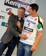 Sådan så det ud, da Jens Boesen (til venstre) hentede en af verdens bedste spillere, svenskeren Kim Andersson til Kolding. Den handel var den foretagsomme Boesen meget tilfreds med. Foto: Lars Poulsen/POLFOTO