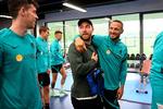 Christian Eriksen var 4. august på besøg hos sine holdkammerater i den italienske klub Inter. Om danskeren nogensinde kommer til at spille i den stribede trøje igen ved kun de færreste, og måske ved han det ikke en gang selv. Foto: Inter