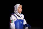 Den afghanske taekwondokæmper Zakia Khudadadi var natten til torsdag i aktion ved de paralympiske lege i Tokyo. Blot 10 dage, at hun blev evakueret fra Kabul. Foto: Thomas Peter/Ritzau Scanpix