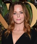 Længe før det blev moderne at tænke grønt, har Stella McCartney været fortaler for bæredygtighed i modeverdenen. Den britiske designer er desuden kendt for at skabe et modehus, der aldrig bruger læder eller pels i sine kollektioner.  Foto: Evan Agostini/Ritzau Scanpix