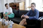 Med deres eget flertal i ryggen varsler fire partiledere et opgør med virksomheder som Google og Facebook. Interview i Statsministeriet med statsminister Mette Frederiksen (S) (til højre), Radikales Sofie Carsten Nielsen, Enhedslistens Mai Villadsen og SF's Pia Olsen Dyhr (til venstre). Foto: Jens Dresling/POLFOTO