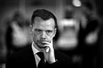 En målrettet indsats skal sikre, at især flere indvandrerkvinder kommer i arbejde og dermed bliver mere integreret i det danske samfund. Ifølge beskæftigelsesminister Peter Hummelgaard (S) har man i årevis gjort dem og samfundet en bjørnetjeneste, ved ikke at stille flere krav. 