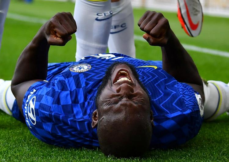Romelu Lukaku knytter næverne efter at have scoret sit første mål efter skiftet fra Inter til Chelsea.. Foto: Dylan Martinez/Ritzau Scanpix