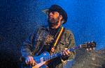 Selv om Daniel Lanois har udgivet en lang række fine album i eget navn, er den canadiske lydmagiker mest kendt som producer.  Foto: Mogens Flindt