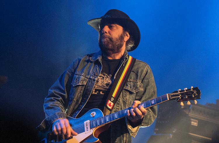 Selv om Daniel Lanois har udgivet en lang række fine album i eget navn, er den canadiske lydmagiker mest kendt som producer.  Foto: Mogens Flindt