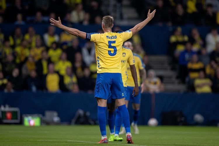 Andreas Maxsø og Brøndby tabte til Salzburg i CL-kvalifikationen og skal nu prøve kræfter med det  næstbedste af europæisk fodbold.  Foto: Finn Frandsen