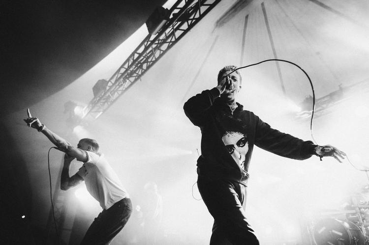 Hvis den punkvrængende duo Fabräk var en leg, er de gode til den.  PR-foto Michael Alexander Groth