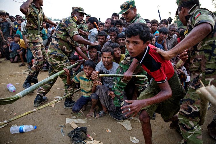 Facebook bar ifølge en FN-undersøgelse et medansvar for den etniske udrensning i Myanmar, der slog mindst 700.000 på flugt. Som svar ansatte Facebook et hold, der skulle holde øje med risiko-lande, men ledelsen ignorer i vidt omfang deres resultater, viser interne dokumenter.  Foto: Jacob Ehrbahn