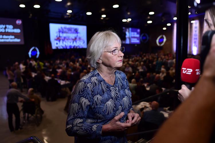 Pia Kjærsgaard er sammen med godt 700 delegerede samlet til Dansk Folkepartis årsmøde i MCH Herning Kongrescenter i weekenden.  Foto: Bo Amstrup/Ritzau Scanpix