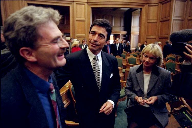 Folketingets åbning i 1998.  Holger K. Nielsen, Anders Fogh Rasmussen og Pia Kjærsgaard. Foto: Jens Dresling