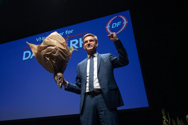 Kristian Thulesen Dahl blev lørdag genvalgt som formand for Dansk Folkeparti til partiets årsmøde i Herning Foto: Bo Amstrup/Ritzau Scanpix