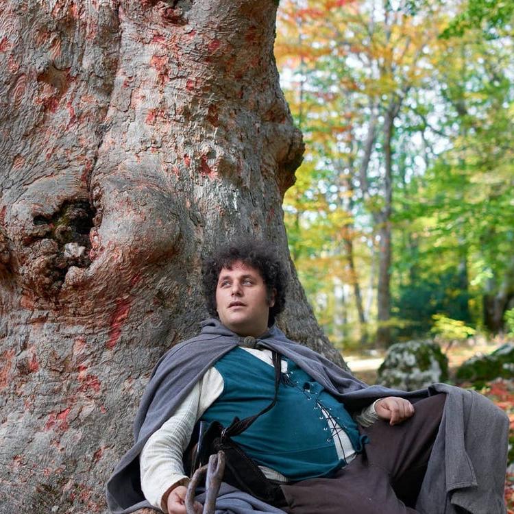 Nicolas Gentile i sin hobbit-inspirerede påklædning. Pr-foto Nicolas Gentile