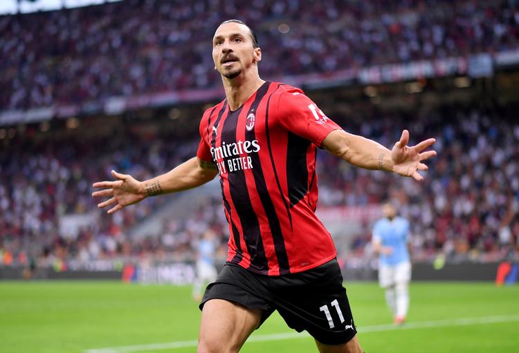 Fænomenet og ikonet Zlatan Ibrahimovic vil med til VM i Qatar og har derfor gjort comeback på det svenske landshold efter fem års pause. Til december 2022 er han 41 år. Foto: Daniele Mascolo/Ritzau Scanpix