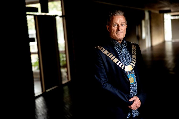 Bent Max Magelund (S) er borgmester i Brøndby med ansvaret for 3500 ansatte og 35.000 borgere, og han stiller op igen til kommunalvalget i november. Foto: Jacob Ehrbahn