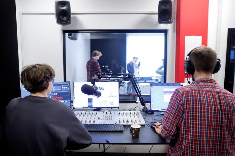 Radiokanalen Radio Loud lukker sin redaktion i Svendborg og flytter journalister til landets fire største byer. Foto: Jens Dresling