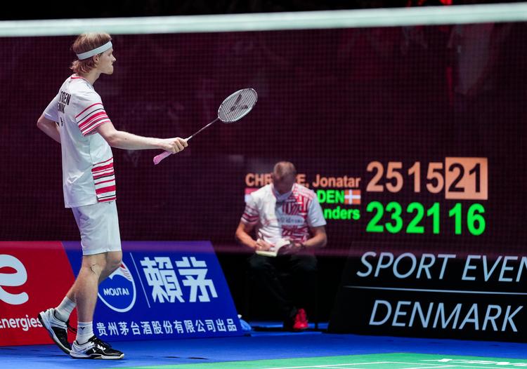 Anders Antonsen var ude i en dramatisk kamp, der til sidst endte med et nederlag til danskeren.  Foto: Claus Fisker/Ritzau Scanpix