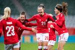 50 minutter tog det Signe Bruun (nr. 20) at score fem gange. Foto: Bo Amstrup/Ritzau Scanpix