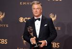 Det var Hollywood-stjernen Alec Baldwin, der affyrede en rekvisit-pistol under en filmindspilning torsdag, hvor en kvinde blev dræbt og en mand såret.
 Foto: Lucy Nicholson/Ritzau Scanpix
