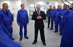 Gas- og oliefelterne i den arktiske del af Rusland er rygraden i landets enrgi-eksport.. Her åbner præsident Putin et nyt køleanlæg, der omdanner naturgas til flydende gas, der kan transporteres på specialskibe til især Kina.

 Foto: Alexei Druzhinin/Ritzau Scanpix