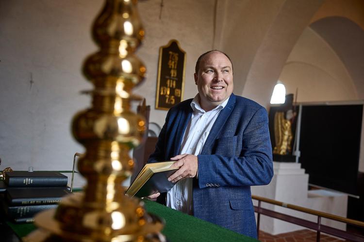    Thomas Reinholdt Rasmussen er med sin stammen helt åben om sit talehandikap. »I dag holder jeg mig til en gammel kirkegænger, der engang sagde til mig, at det jeg sagde, ville han gerne høre to gange«.  Foto: Claus Bjørn Larsen/Ritzau Scanpix