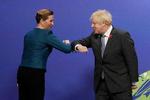 Mette Frederiksen havde som en af de første statsledere booket et sidelokale til et pressemøde, efter at hun havde hilst på topmødevært Boris Johnson. Foto: Christopher Furlong/Ritzau Scanpix